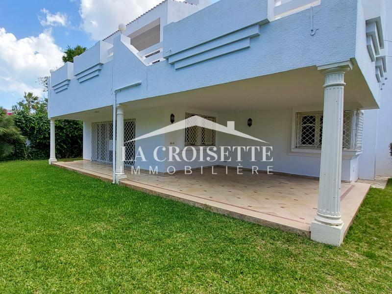 Villa S+4 à Gammarth